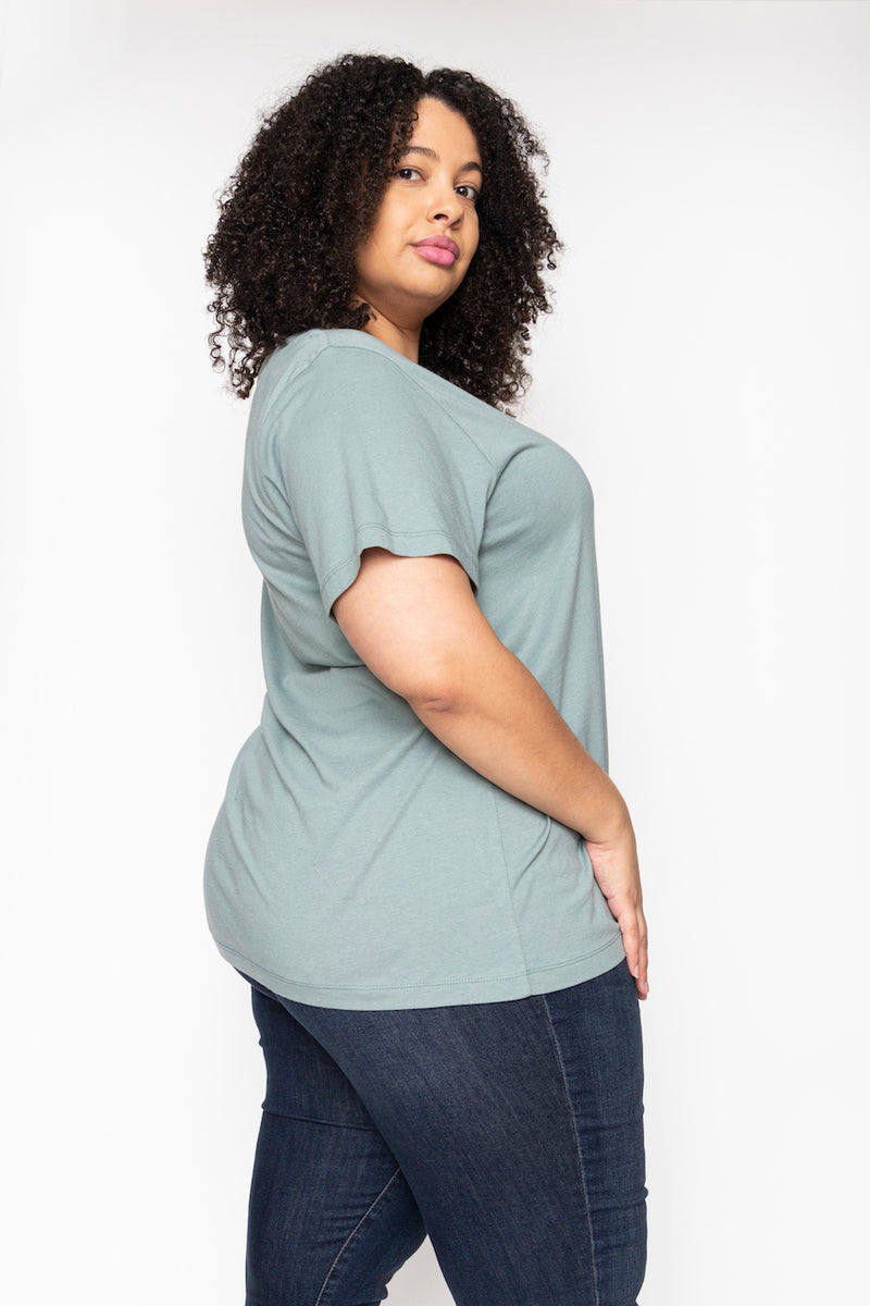 Plus Size T-Shirt | INAN ISIK