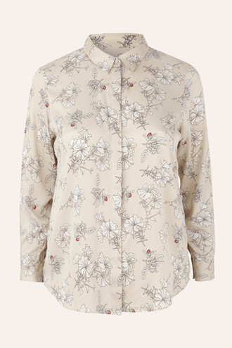 Shop Plus-size printed silk shirts at INAN ISIK .  Sizes 44 - 50, enjoy free shipping